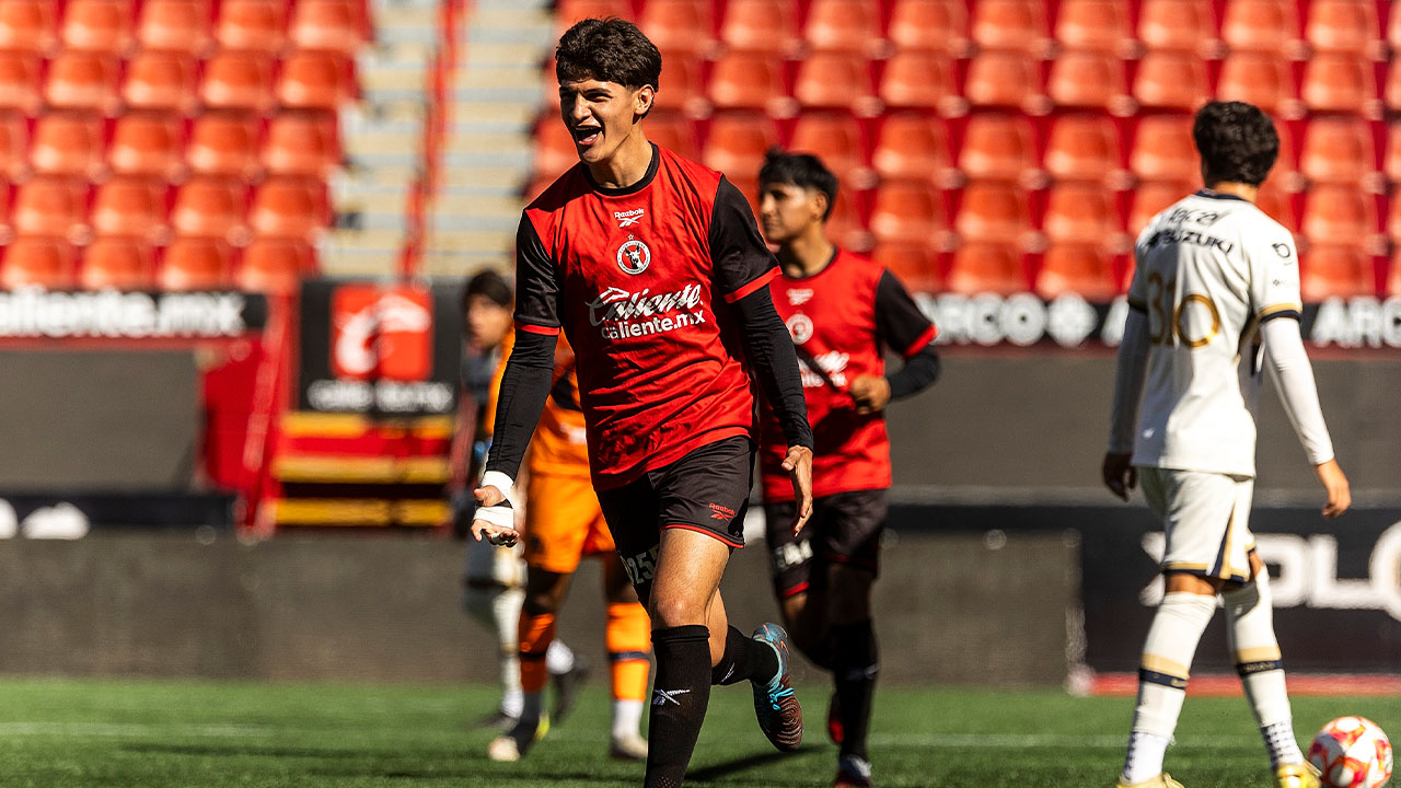 La Sub-19 y Sub-21 de los rojinegros se midieron a los auriazules.