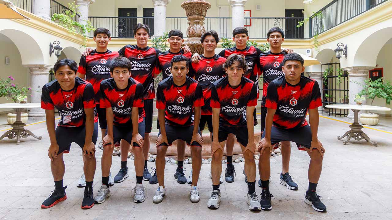 La jauría sumó a elementos juveniles a su pretemporada.